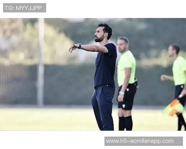 马卡嘉宾直言皇马失利阿韦洛亚表现堪比新手难以应对穆帅战术